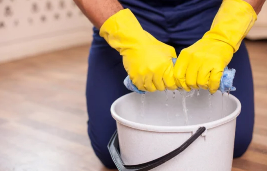 How to Start a Commercial Residential Cleaning Business